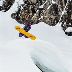 YES Snowboards YES Jackpot Snowboard - Men's -Snowboards Store fw22 23 jackpot high res yes. 22 23 snowboard y.23.snm .jac